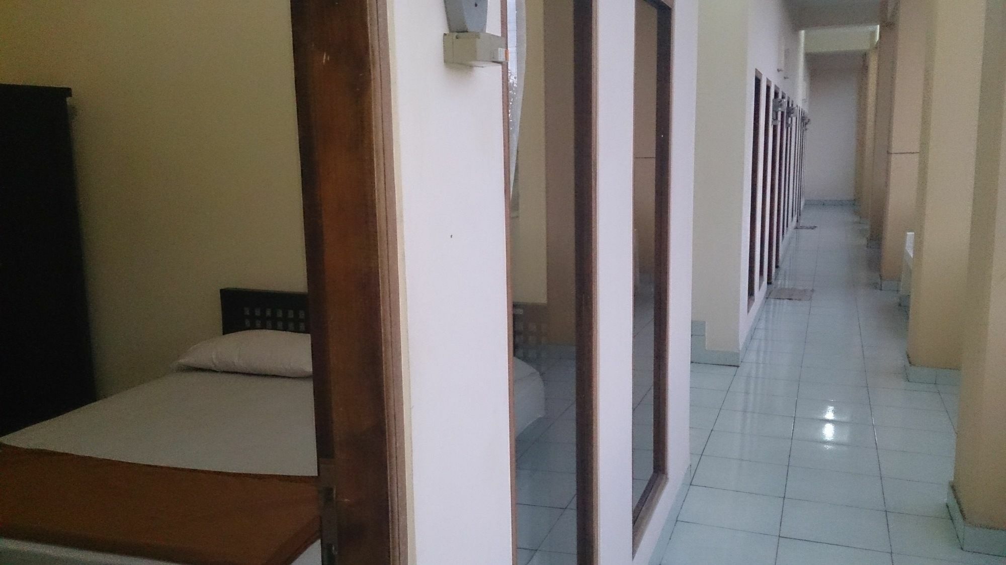 Pondok Taman 828 Hotel Dempasar Exterior foto